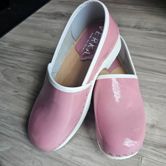 VERKA Clogs Pink Women's Size 38 (Size 8 ) Patent Leather Clogs - Picture 1 of 13